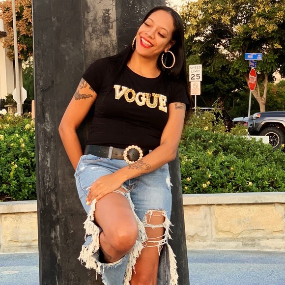 Black fitted Vogue shirt - Picture 2 of 2